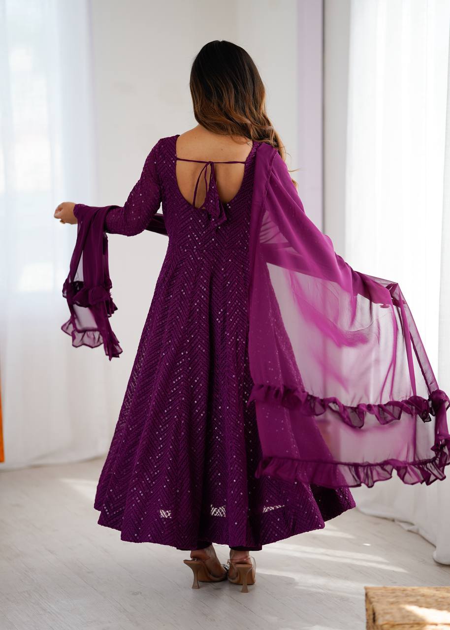 ✨ Elegant Lucknowi Anarkali Set ✨